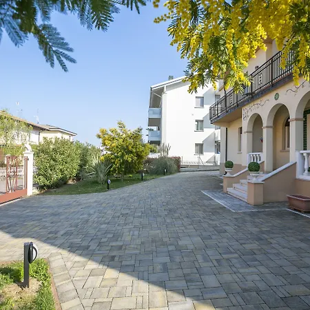 Belvilla By Oyo Del Sole Apartment